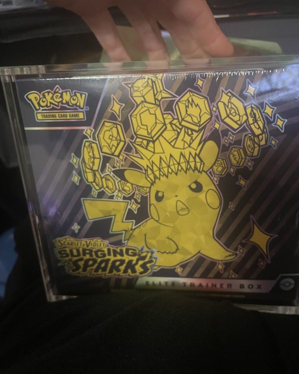 Surging Sparks Elite Trainer Box